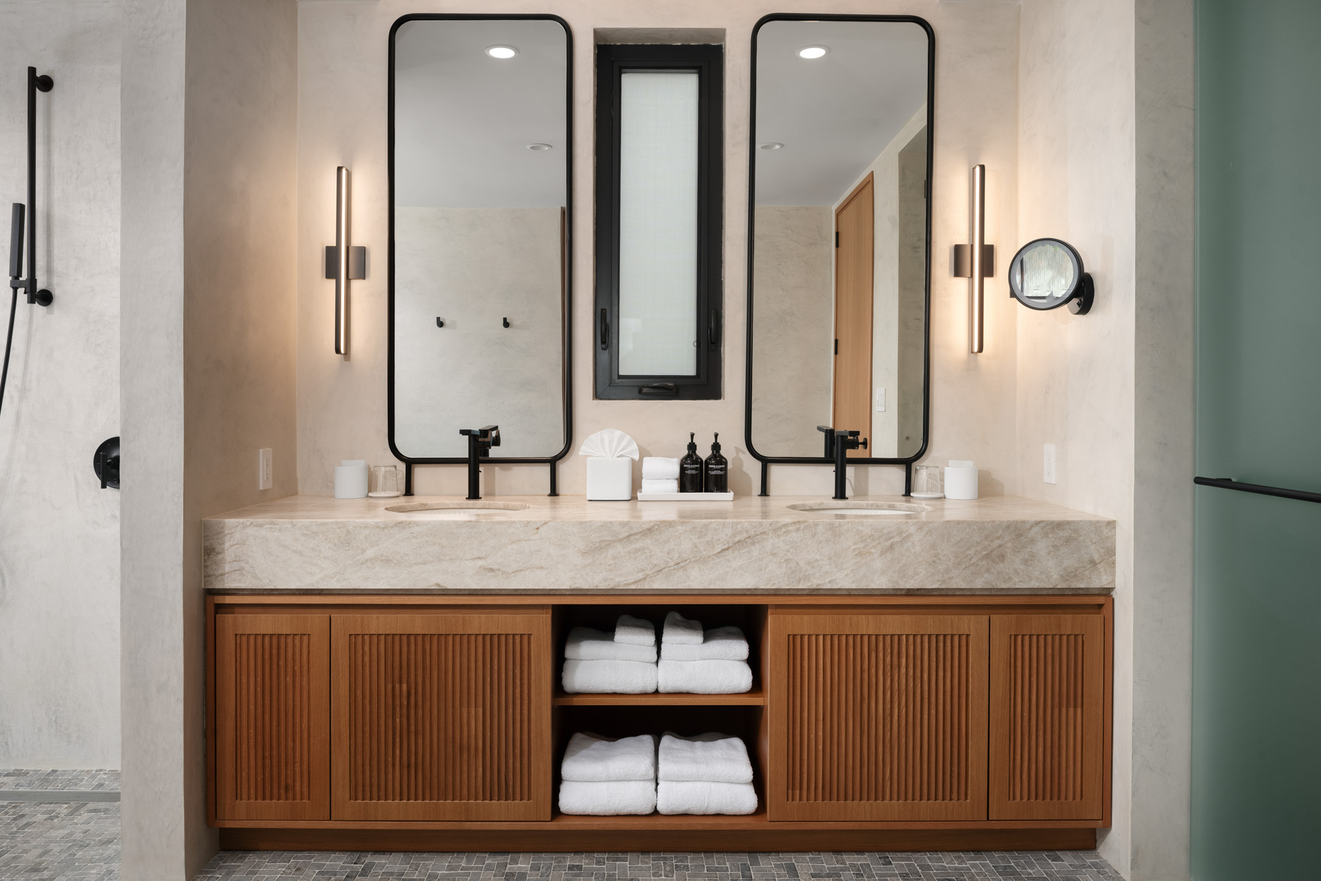 LR-Bathroom-1