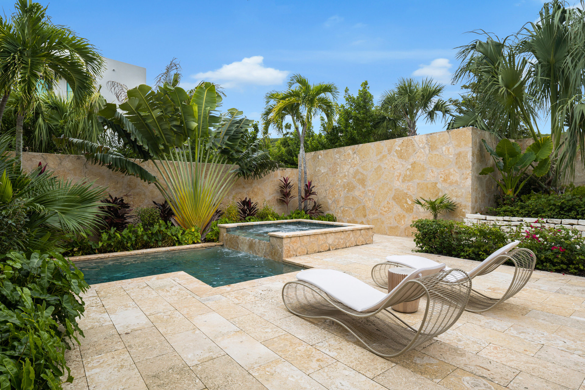LR-Courtyard-Exterior-4-LR4