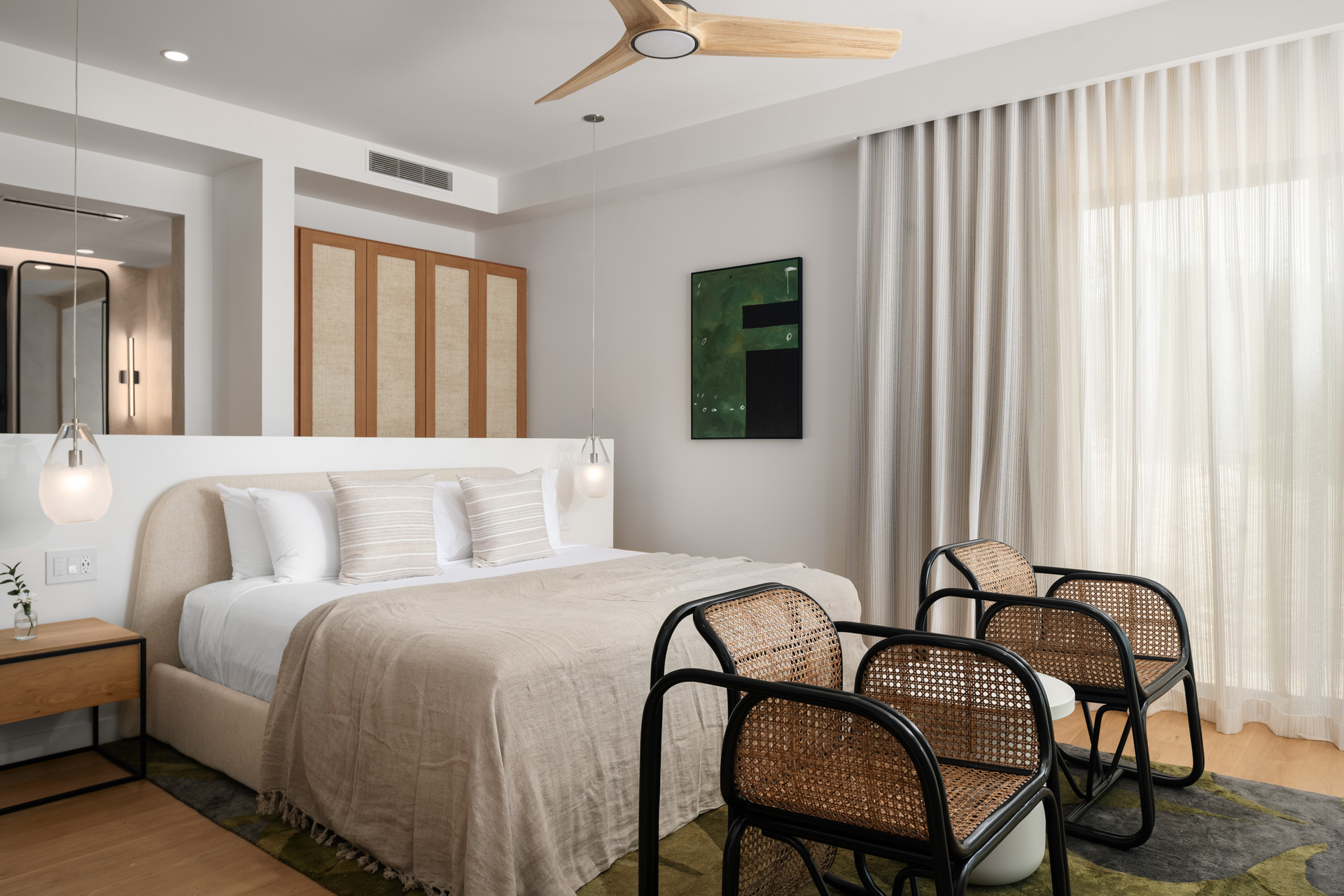 LR-King-Bedroom-1