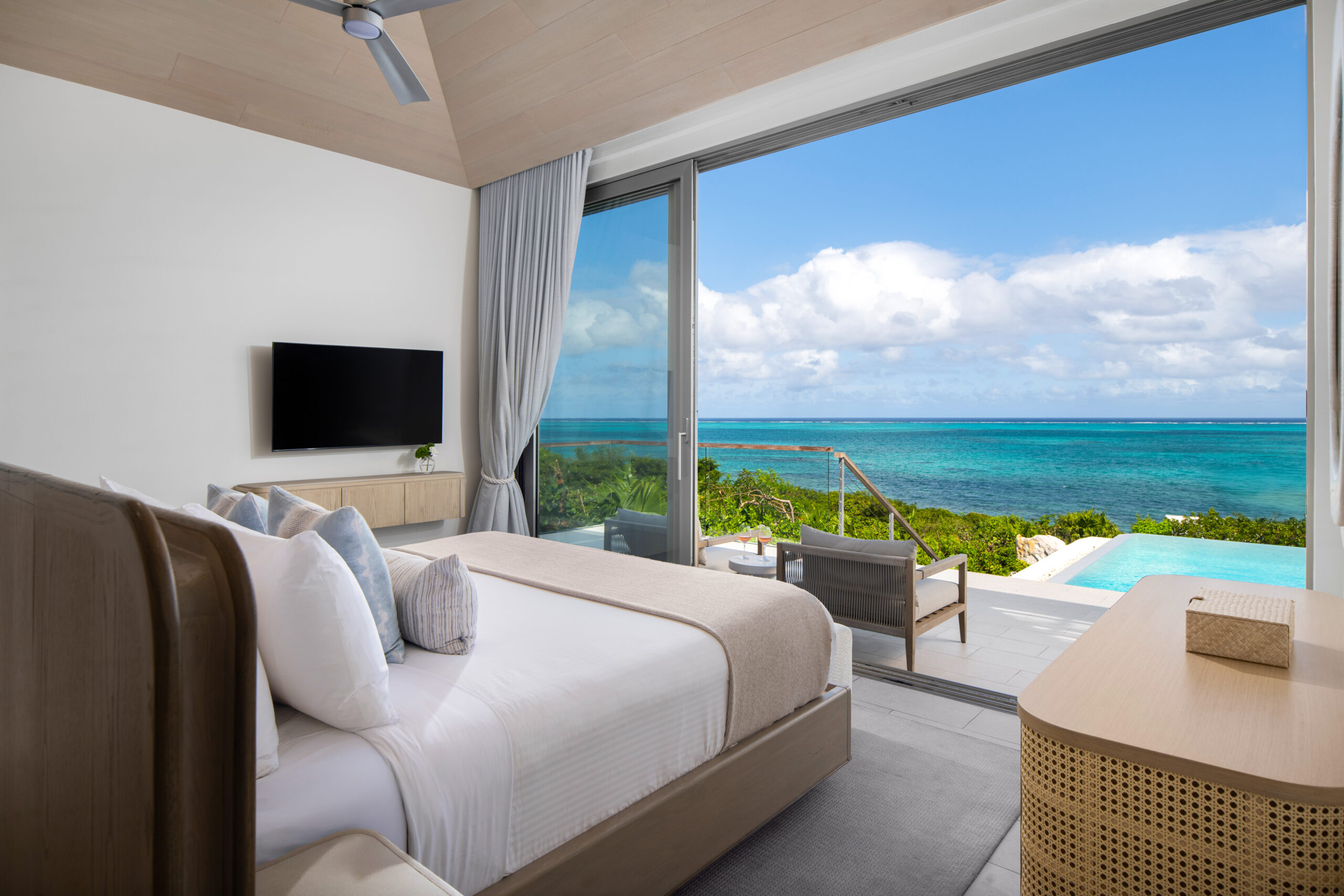 RH_V401_Bedroom-2-scaled.jpg