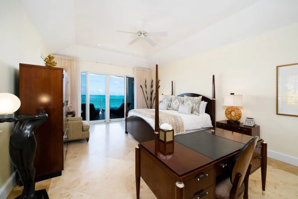 slider-Four-Bedroom-Oceanfront-10-1024x683.jpg
