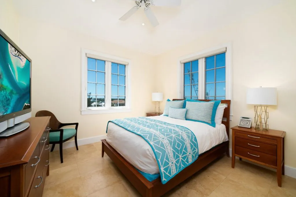 slider-Four-Bedroom-Oceanfront-3-1024x683.jpg