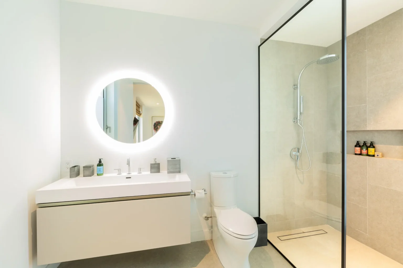 SB_LV02_Bathroom