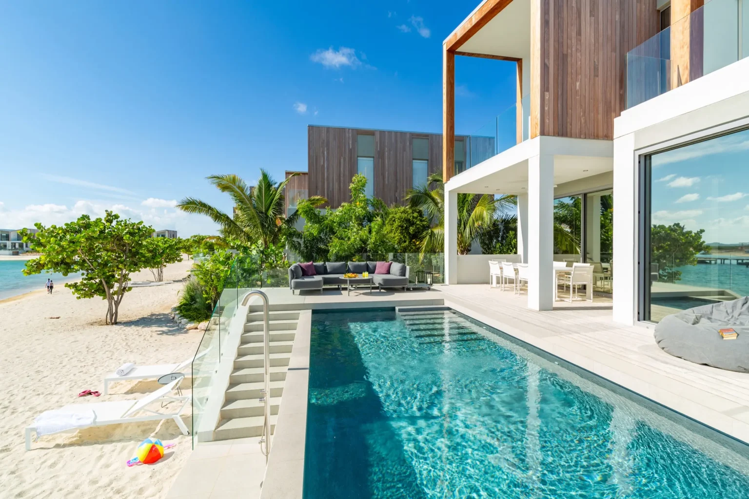 SB_LV02_Pool