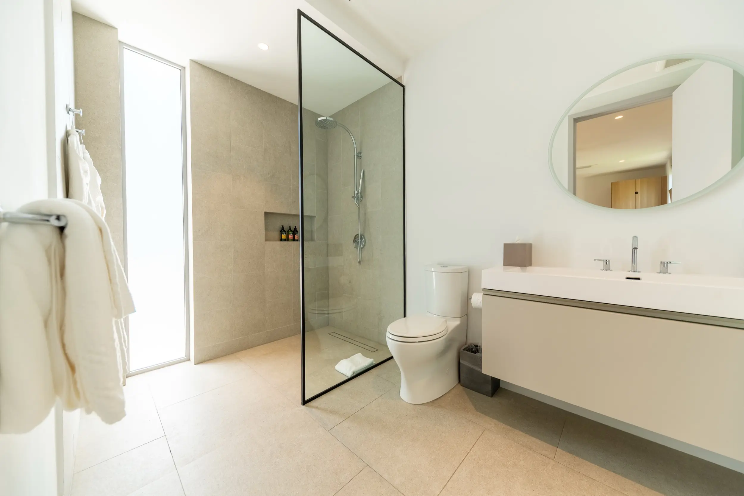 SB_LV16_Bathroom3