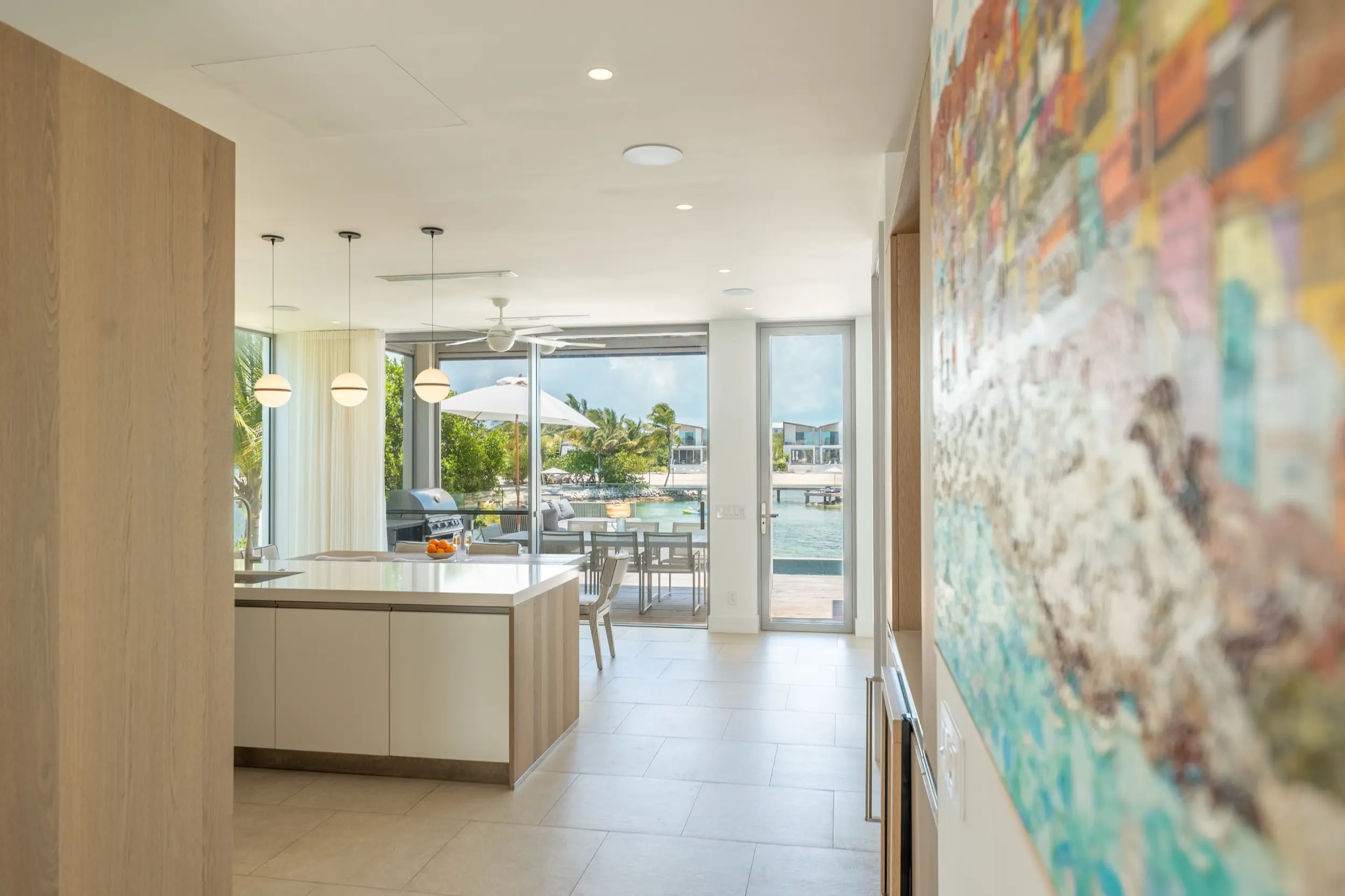 SB_LV16_HallwaytoKitchenandDiningArea