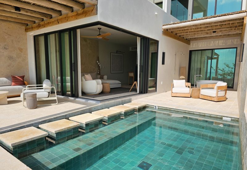 02-Villa-Suite-S1-B-Pool-3