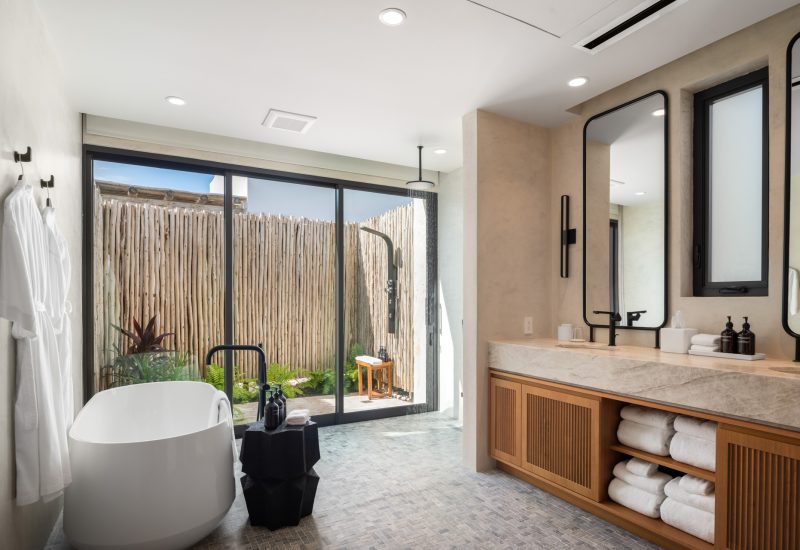 LR-Master-Bedroom-Bathroom